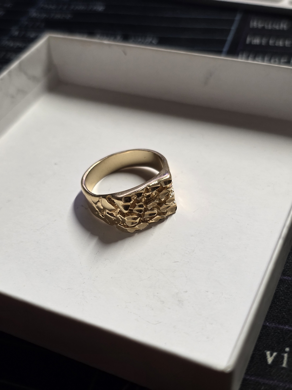 Gold Nugget Signet Ring - Picture 2 of 6